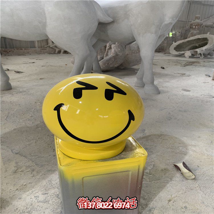 全新玻璃鋼游樂場，彩繪公仔、卡通雕塑，讓您的游樂體驗更加豐富多彩