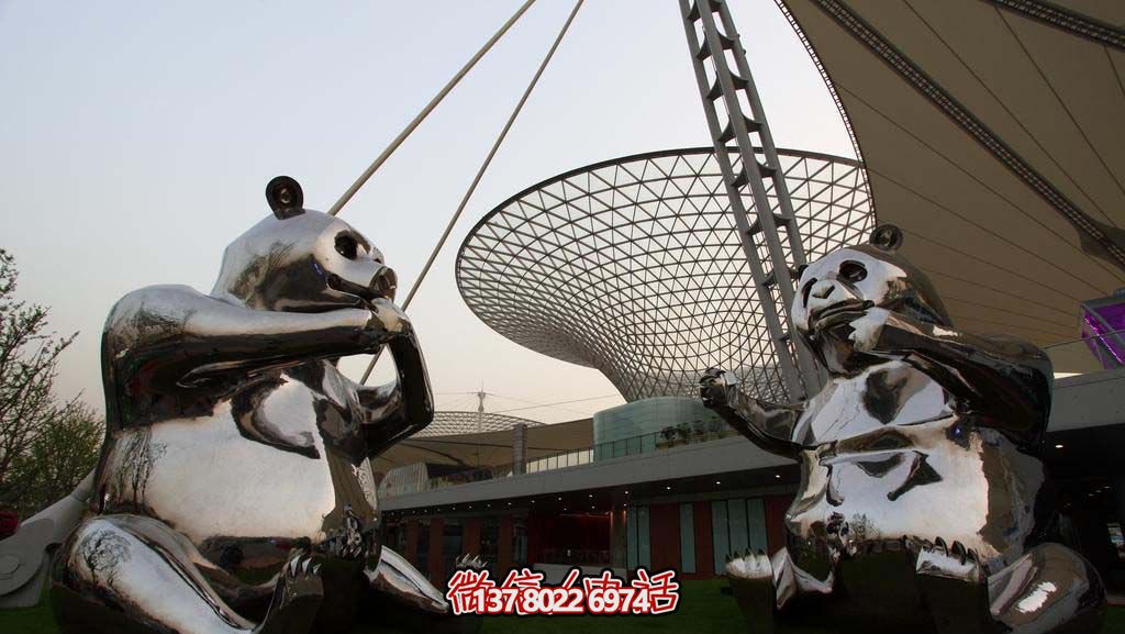 不銹鋼卡通熊貓雕塑，為動物園擺放鏡面裝飾