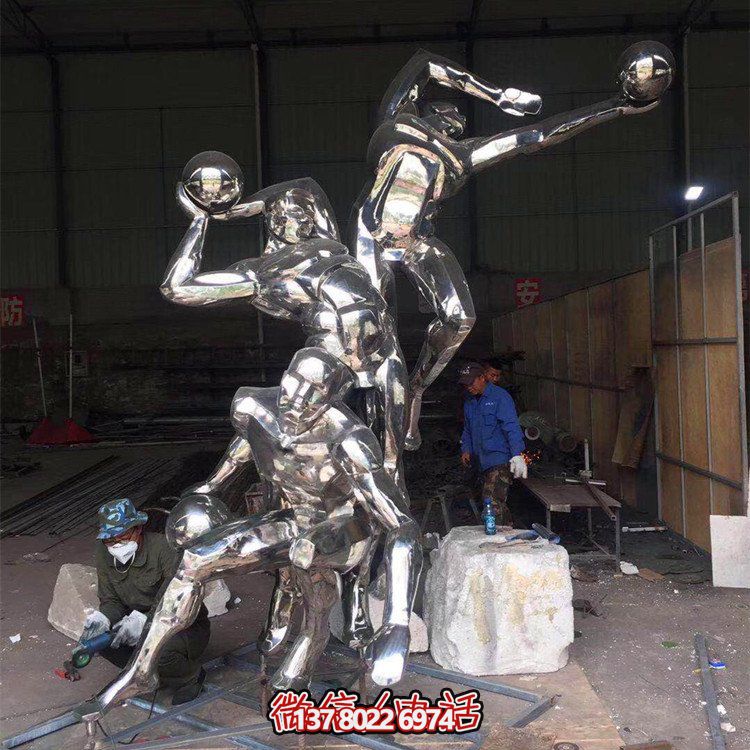 不銹鋼戶外雕塑——展現(xiàn)抽象運(yùn)動人物鏡面精美