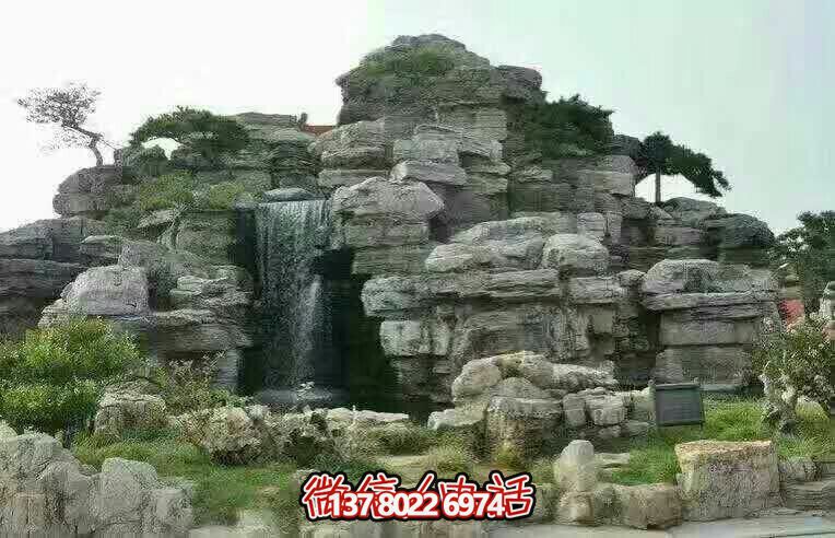 精美的景區(qū)園林，完美的假山流水?dāng)[放