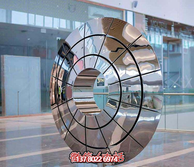 不銹鋼雕塑傘狀圓環，創意裝點商廈鏡面