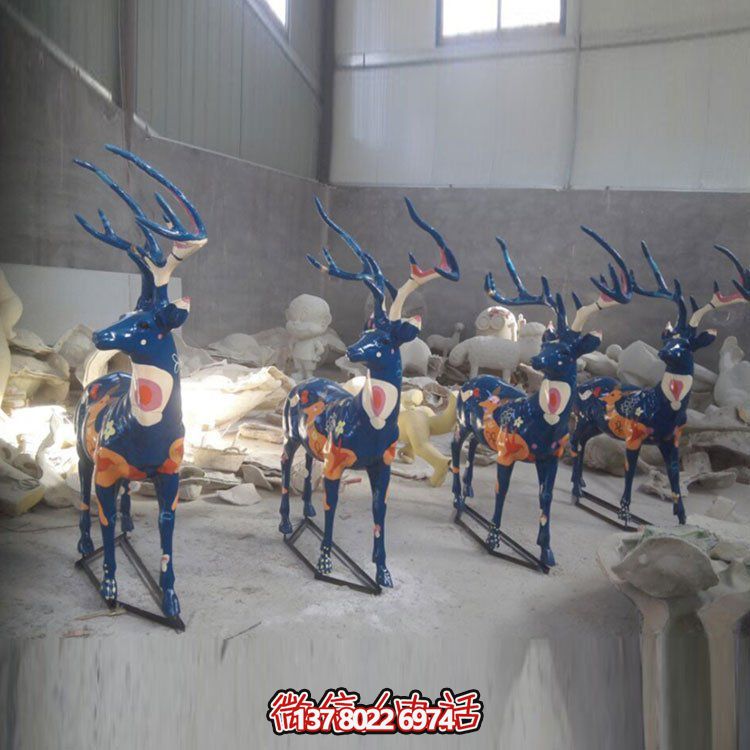 玻璃鋼梅花鹿彩繪擺件，把園林景觀裝點出夢幻色彩