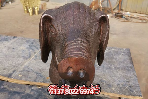 室外豬頭石雕雕塑，添加歡樂氣氛