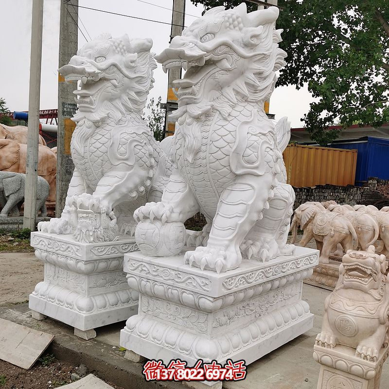 古典漢白玉大型麒麟景觀雕塑，點綴庭院、別墅神秘氣息