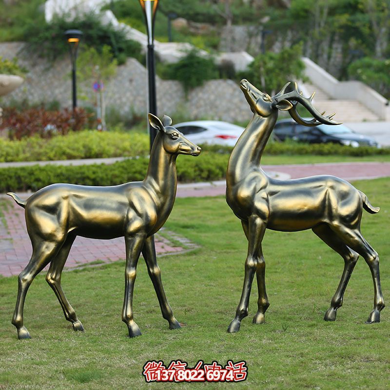 公園景區(qū)不銹鋼仿銅鏡面鹿雕塑