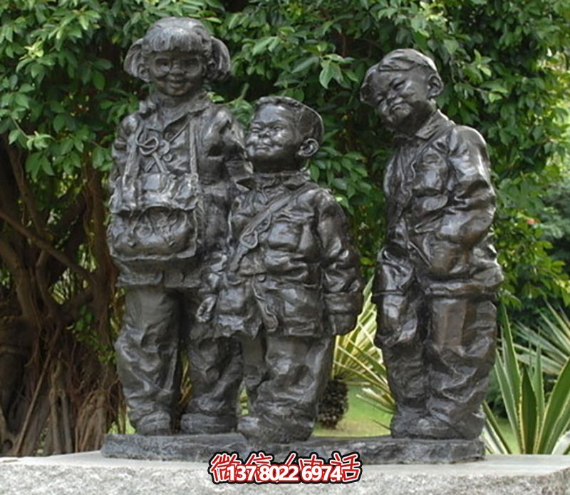 公園銅雕放學(xué)回家的兒童雕塑 公園銅雕放學(xué)回家的兒童雕塑
